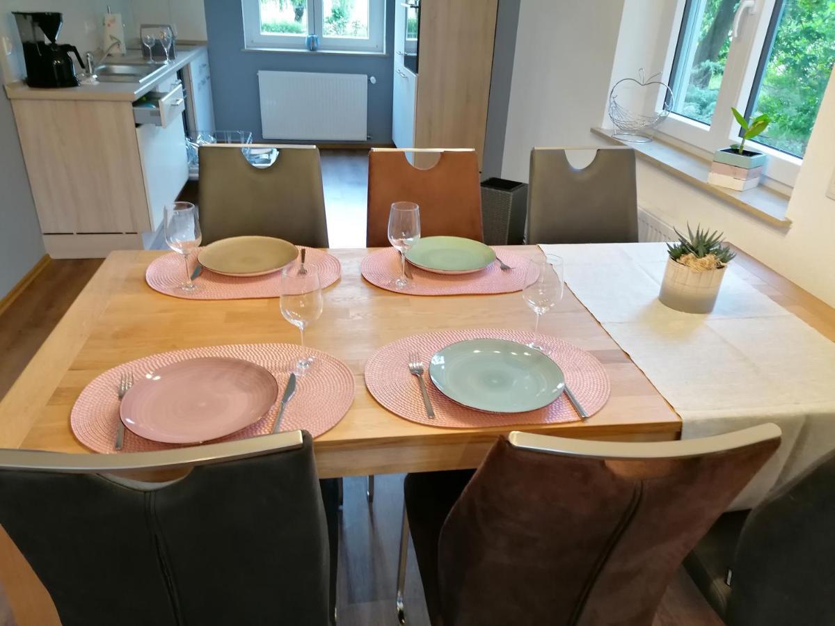 Ferienwohnungen Rosenhof Карлщат Екстериор снимка